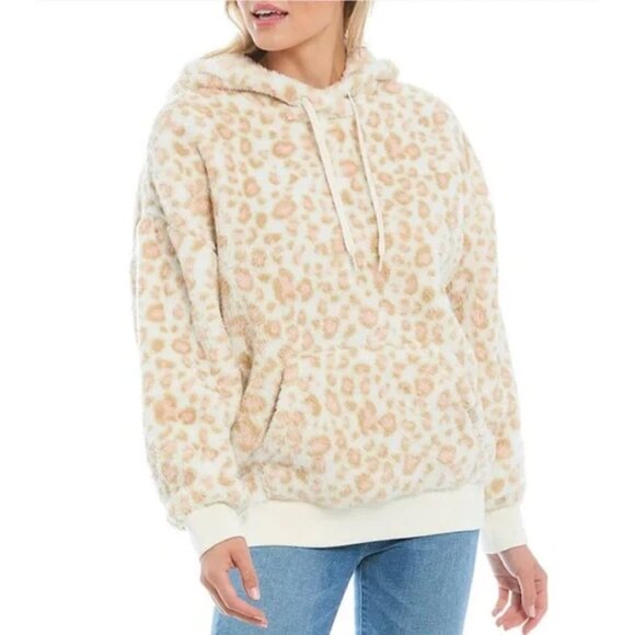 UGG Lora Sherpa Hoodie Size M Cozy Soft Warm Fleece Pocket Leopard Lounge $98 - Picture 4 of 15